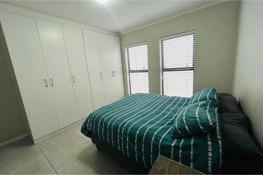 2 Bedroom Property for Sale in Aan de Wijnlanden Western Cape